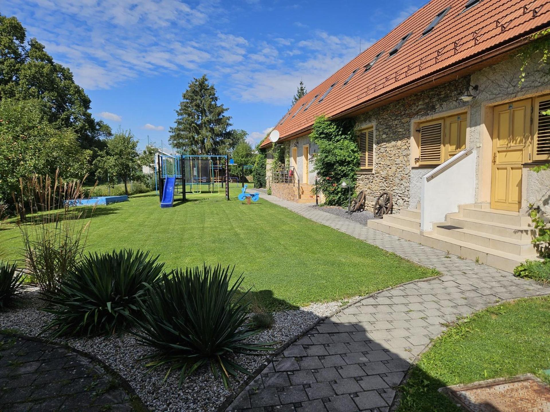 Penzion Pod Krivanom Liptovský Hrádok Kültér fotó